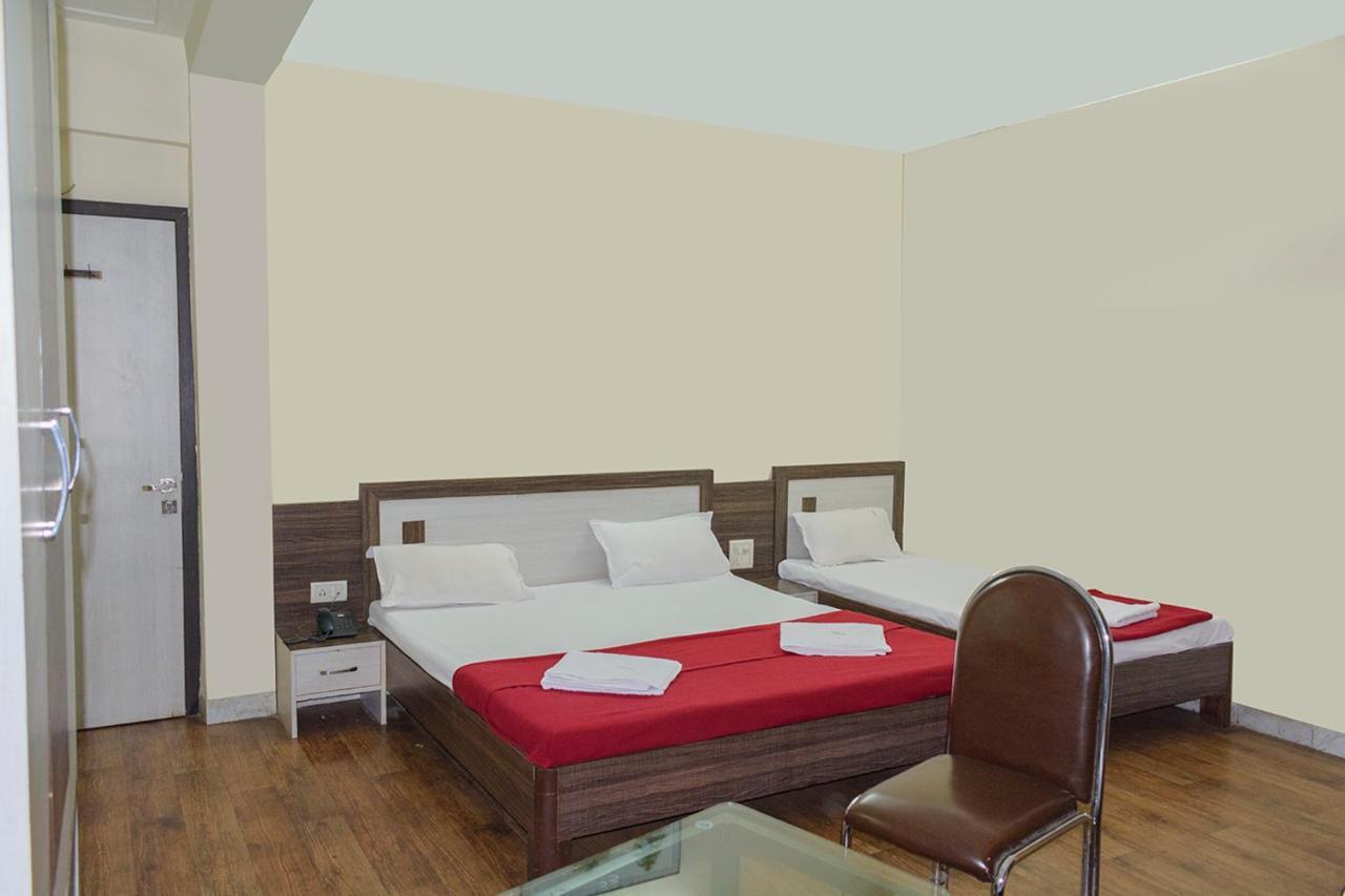 Hotel Mukesh Residency 浦那 外观 照片