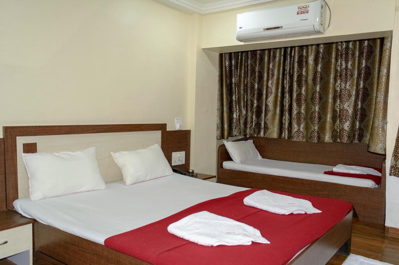 Hotel Mukesh Residency 浦那 外观 照片