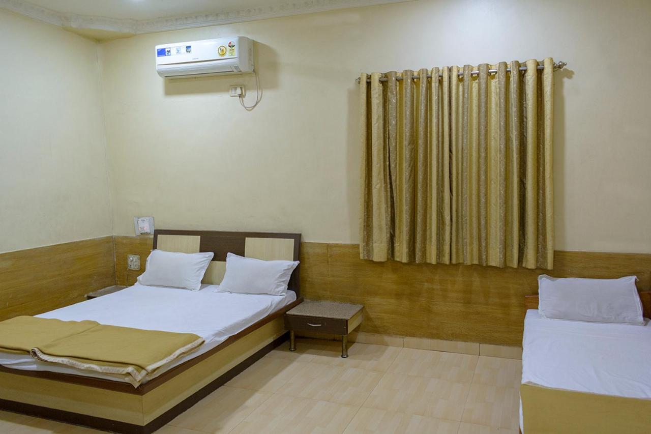 Hotel Mukesh Residency 浦那 外观 照片