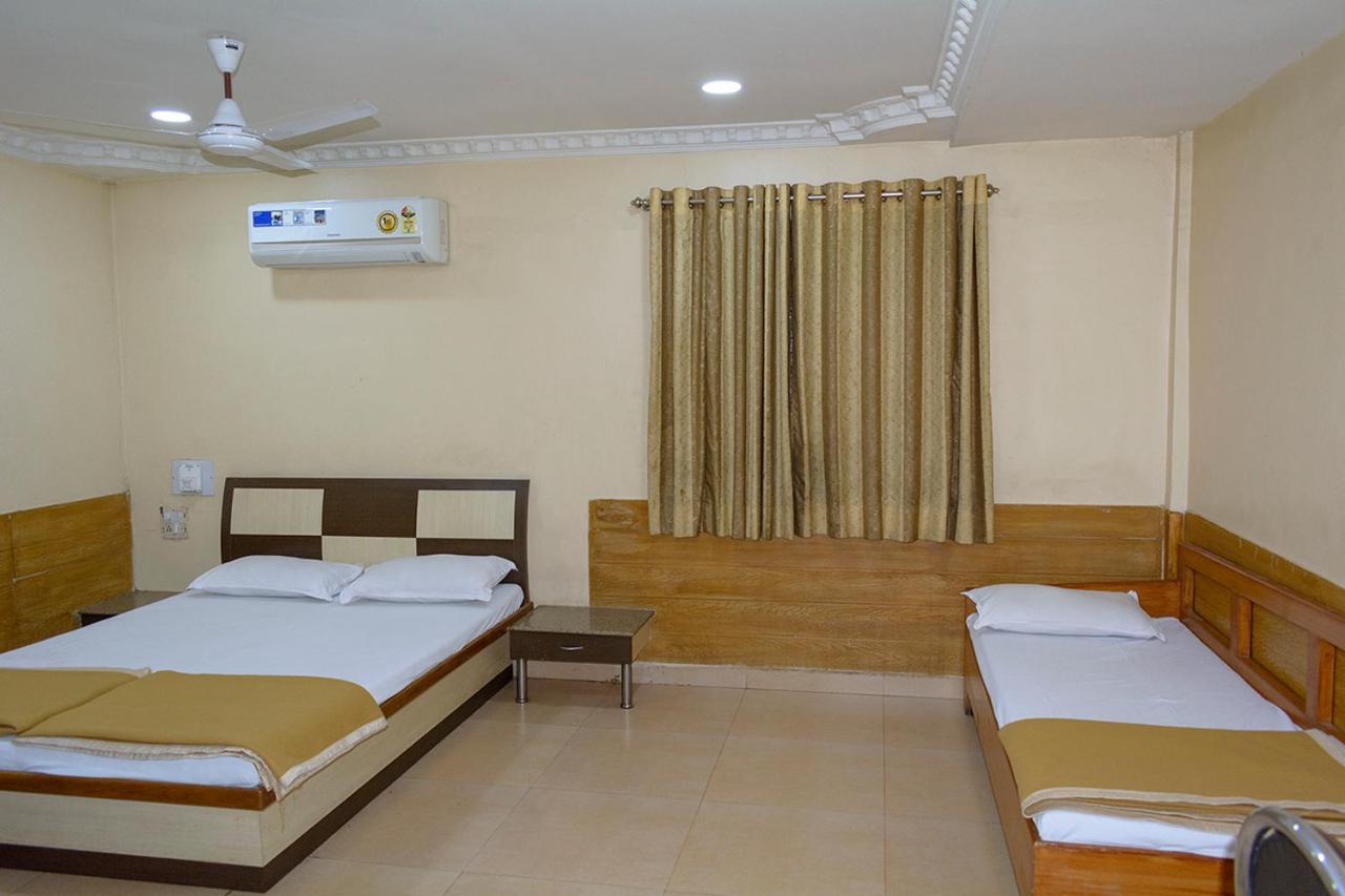 Hotel Mukesh Residency 浦那 外观 照片