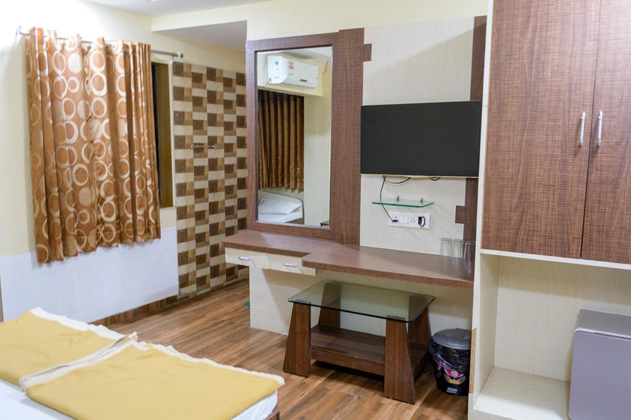 Hotel Mukesh Residency 浦那 外观 照片